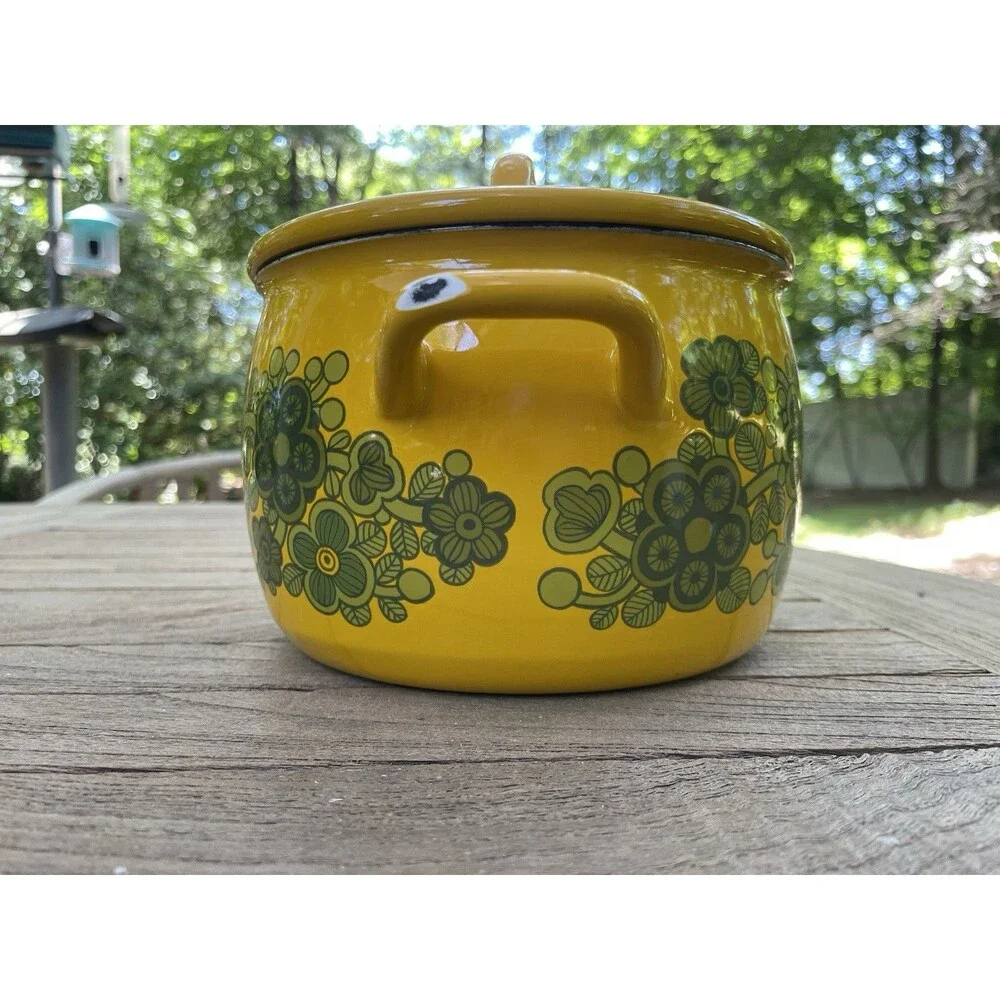 Vintage Arabia Finel Kalas Primavera Enamel Casserole Pot with Lid Yellow Green